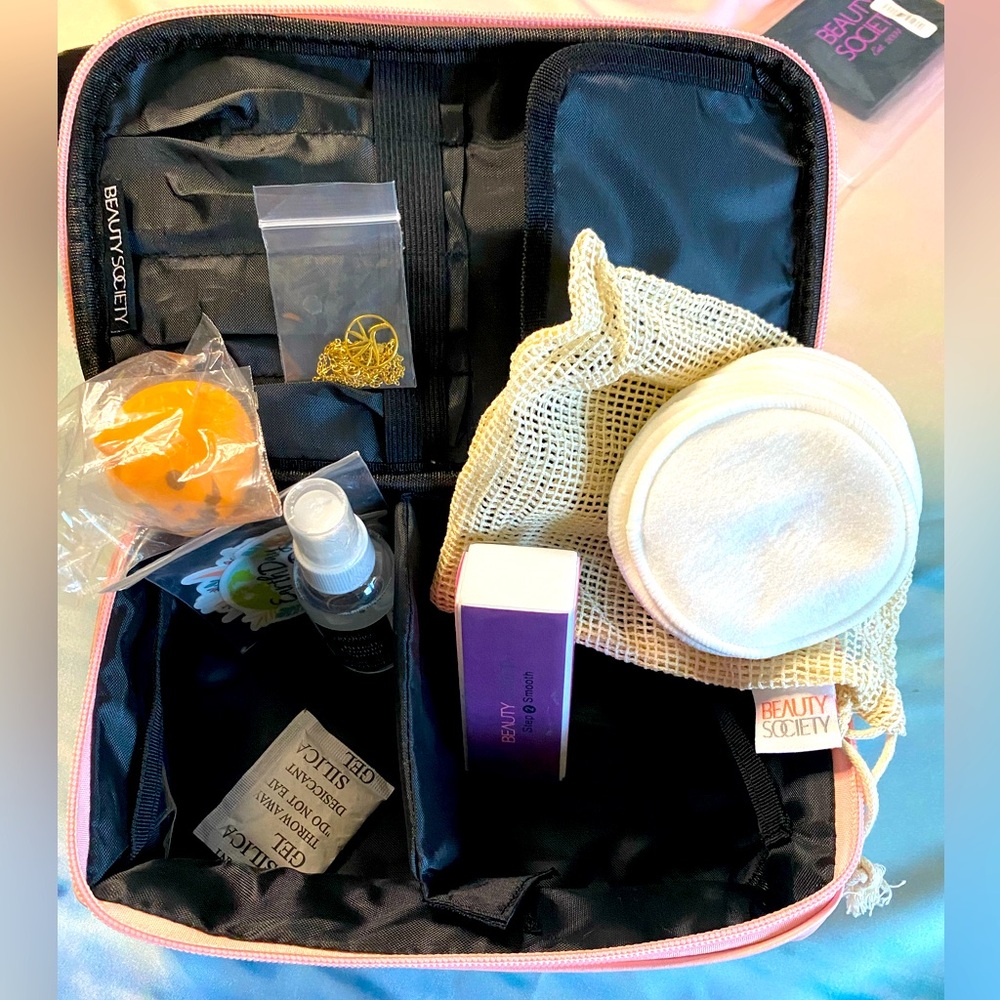 Beauty Society Makeup Case with extras. Brand New